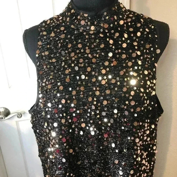 VENUS Sequin Mini Dress - Picture 5 of 16
